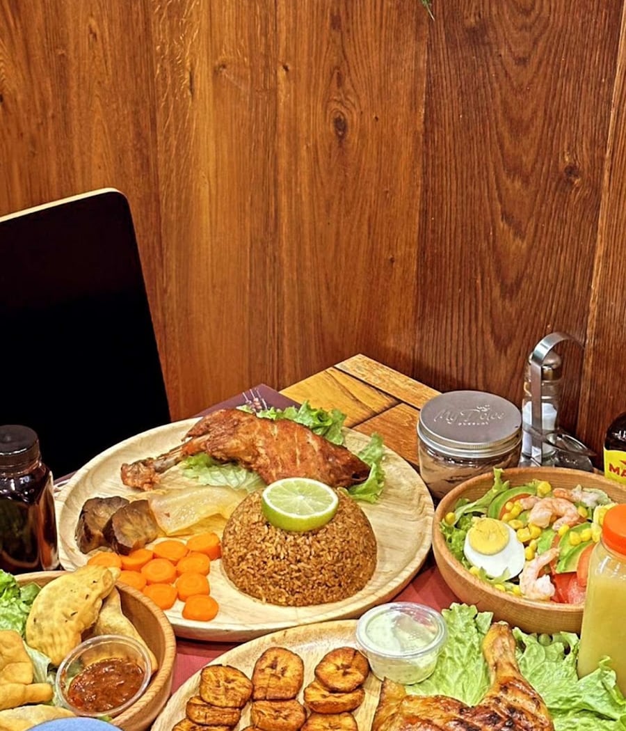 SAFARI RESTAURANT AFRICAIN 1